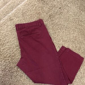 GAP Women’s Slim City crop pant Burgundy/wine colour
